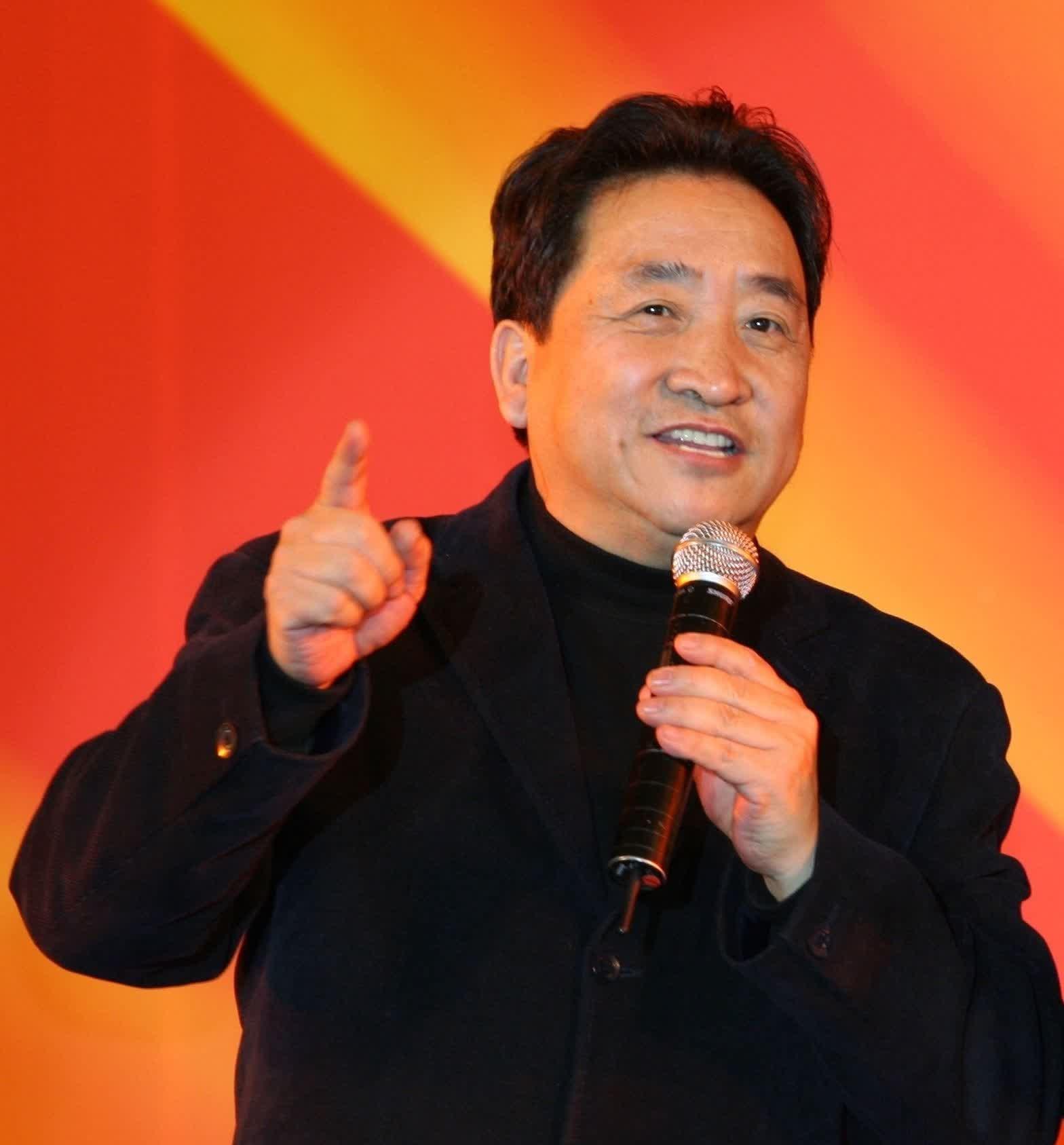 开云体育-Karsa遭遇五持续失利，美国队教练压力巨大！观众掌声雷动的简单介绍