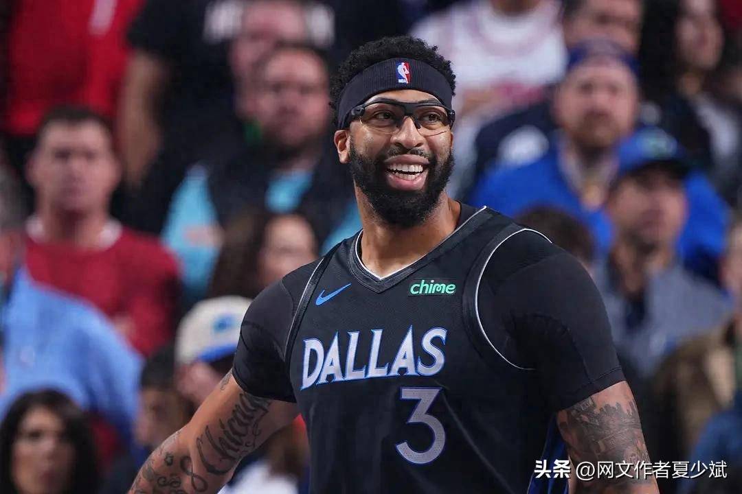 Kaiyun-浓眉哥在巴塞罗那比赛中势不可挡，出色防守引发热议！的简单介绍